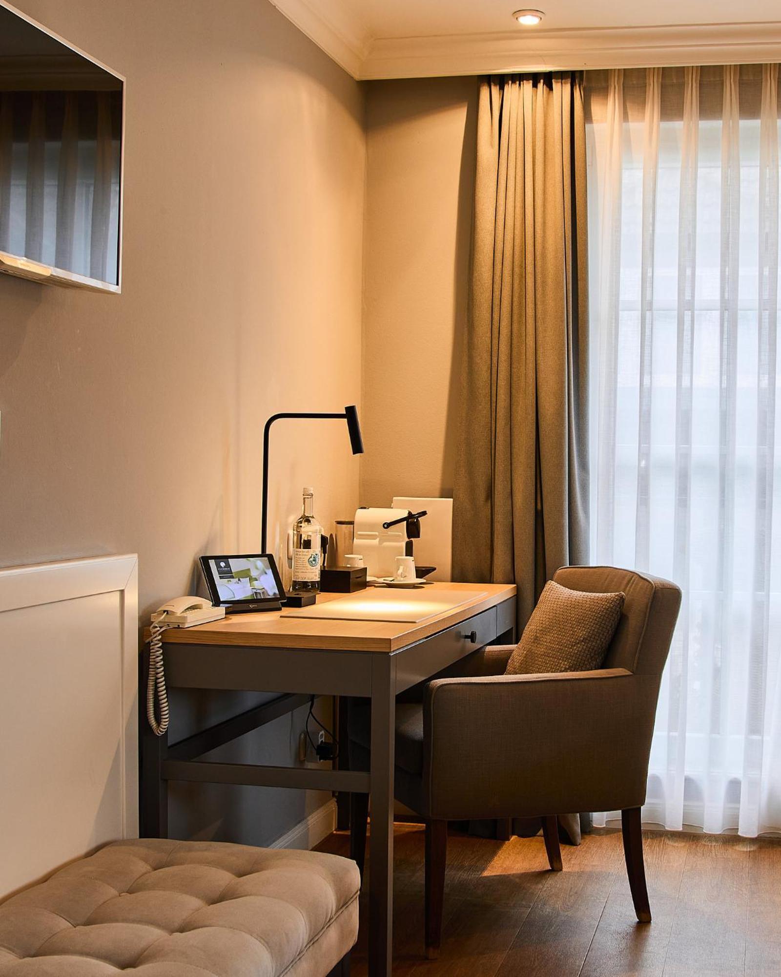 טימנדורפר שטרנד Fuchsbau Romantik Hotel & Spa Restaurant & Fox Bar מראה חיצוני תמונה